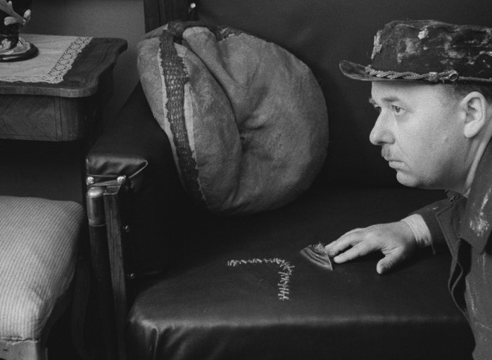 detail Ostře sledované vlaky - Blu-ray + DVD dovoz