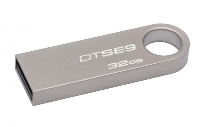detail KINGSTON USB DATATRAVELER SE9 - 32GB - SILVER
